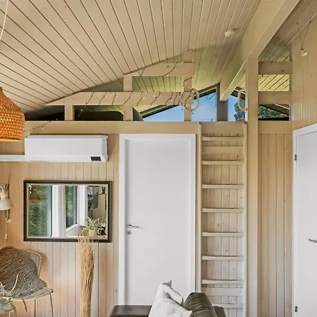 Virpi - 1-1km From The Sea By Interhome